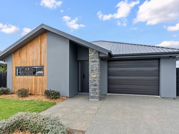 11 Kotua Street, Woodend, Woodend