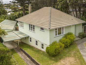 15 Spur Grove, Titahi Bay, Porirua
