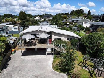 23 Holloway Place, Forest Lake, Hamilton