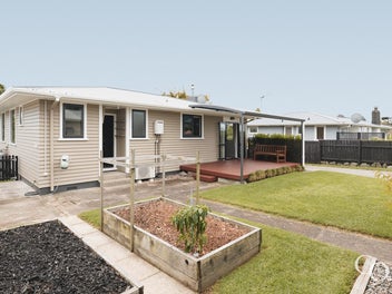 13 Bristol Avenue, Brookfield, Tauranga