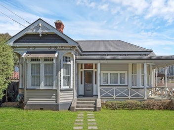 7 Esplanade Road, Mount Eden, Auckland
