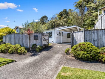 31 Beaumont Crescent, Frankleigh Park, New Plymouth