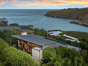24 Peninsula View, Scarborough, Christchurch