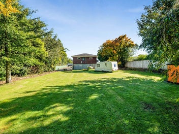13 Regan Street, Stratford