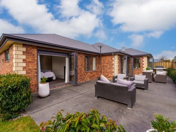11 Lassiter Green, Northwood, Christchurch