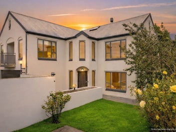 2/155 Yaldhurst Road, Sockburn, Christchurch