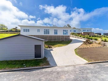5 Okahau Terrace, Warrington, Waikouaiti