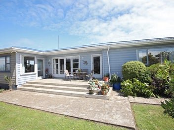 34 James Street, Riverton