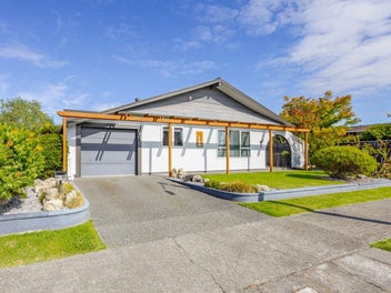 13 Westminster Avenue, Tamatea, Napier