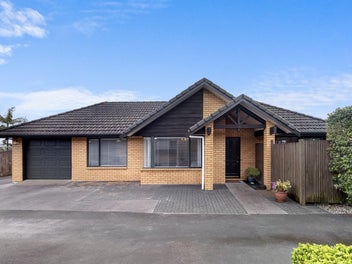 197B GILLS ROAD, Half Moon Bay, Auckland