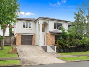 11 Norwood Drive, Flat Bush, Auckland