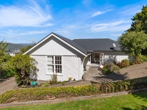 117A Normandale Road, Normandale, Lower Hutt
