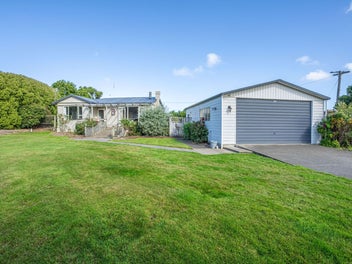 180 Grant Road, Otatara