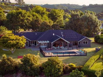 42 PHILLIPS DRIVE, Oropi, Oropi