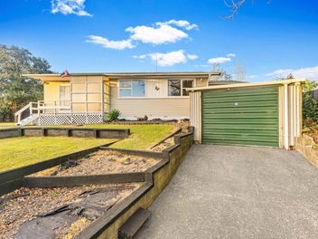 35 Tairere Crescent, Rosehill, Papakura