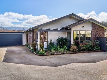 23 Mcenroe Grove, Naenae, Lower Hutt