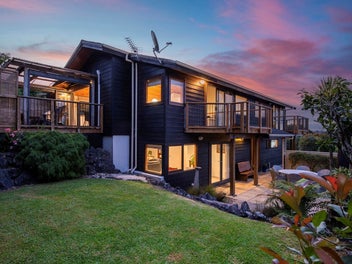 29 Bushlands Park Drive, Albany, North Shore City