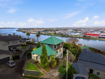 68 Hipango Terrace, Durie Hill, Whanganui