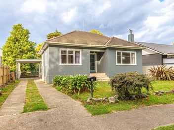 88 Anzac Parade, Whanganui East, Whanganui