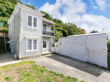 36 Reuben Avenue, Brooklyn, Wellington