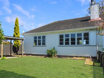 8 Johnston Street, Foxton, Foxton