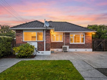 64 Vagues Road, Northcote, Christchurch