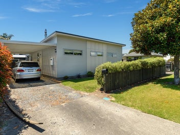 255 Range Road, Papamoa Beach, Papamoa