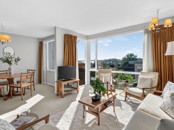 2/84 Long Drive, St Heliers, Auckland