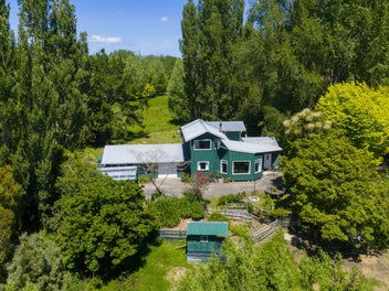 7 Poplar Grove, Bulls, Bulls