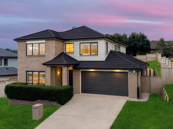 4 Beros Place, Flat Bush, Auckland