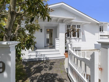 9 Bruce Street, Northcote Point, Auckland