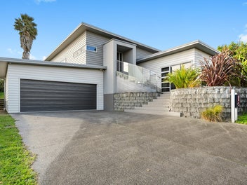 37 The Ford, Huntington, Hamilton