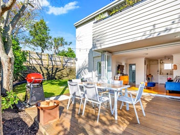 38F Horoeka Avenue, Mount Eden, Auckland