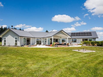 168A Nannestads Line, Bunnythorpe, Palmerston North