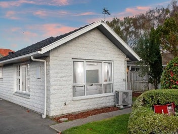 1/170 Waimairi Road, Ilam, Christchurch
