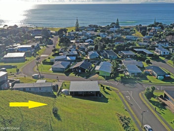 4 Ross Place, Whiritoa, Waihi
