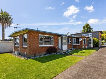 1/378 Devon Street East, Strandon, New Plymouth
