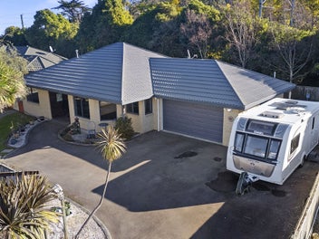 45 Mary Huse Grove, Manor Park, Lower Hutt