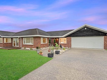 45 Oakridge Way, Northpark, Auckland