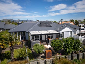 112 Hills Road, Edgeware, Christchurch