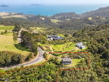 1753 Colville Road, Amodeo Bay