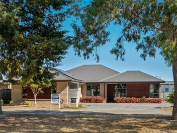 166 Taylor Pass Road, Witherlea, Blenheim