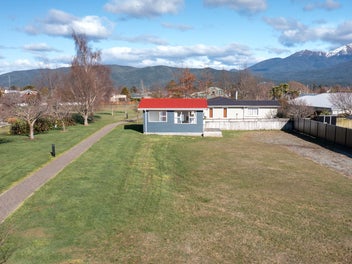 30 Lawson Burrows Crescent, Te Anau, Te Anau