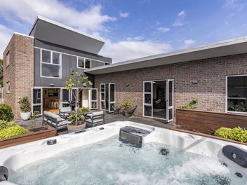 6 Lodge Place, Ilam, Christchurch