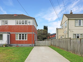 10/8 Compton Crescent, Taita, Lower Hutt