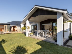 37 Colpoma Close, Papamoa Beach, Papamoa