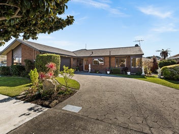 1 Hyatt Grove, Greenmeadows, Napier