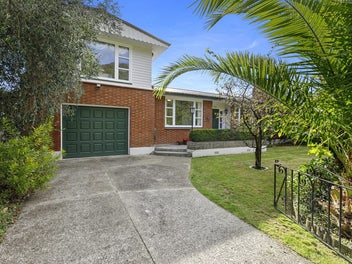 343 Riverside Drive, Fairfield, Lower Hutt