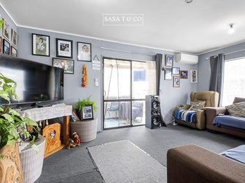 2/4 Colin Street, Māngere, Auckland