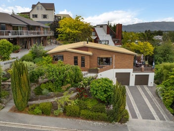 27 O'Neill Crescent, Bridge Hill, Alexandra